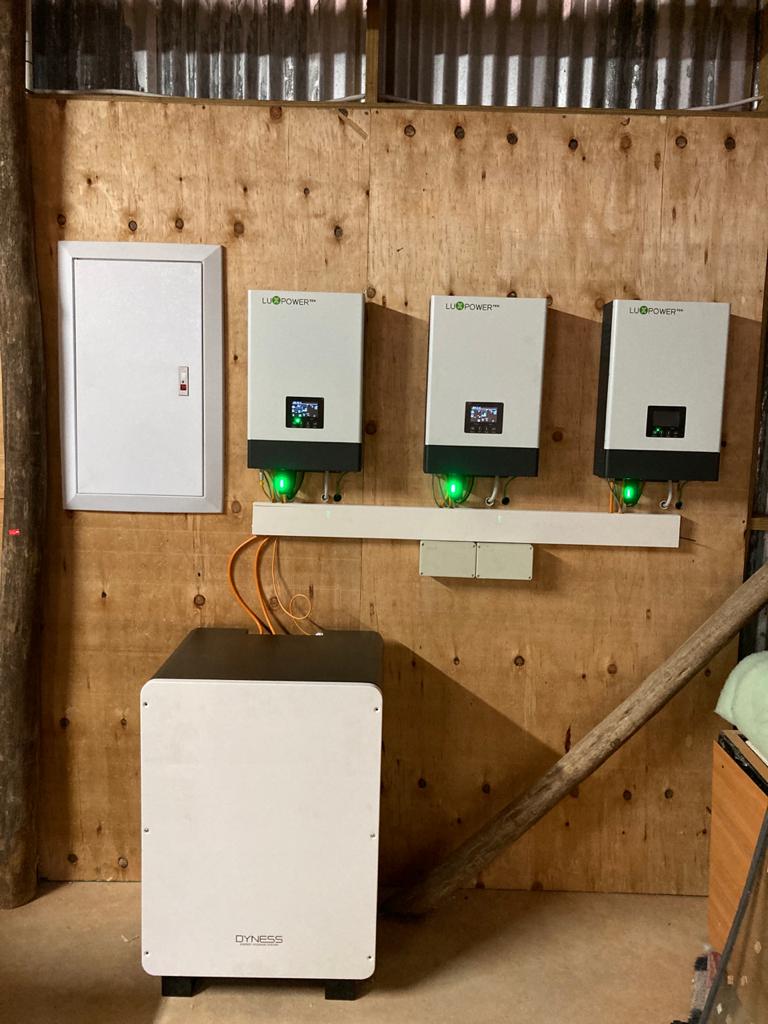3 Phase 15KW Off Grid Installation, 14,4KW Battery Backup