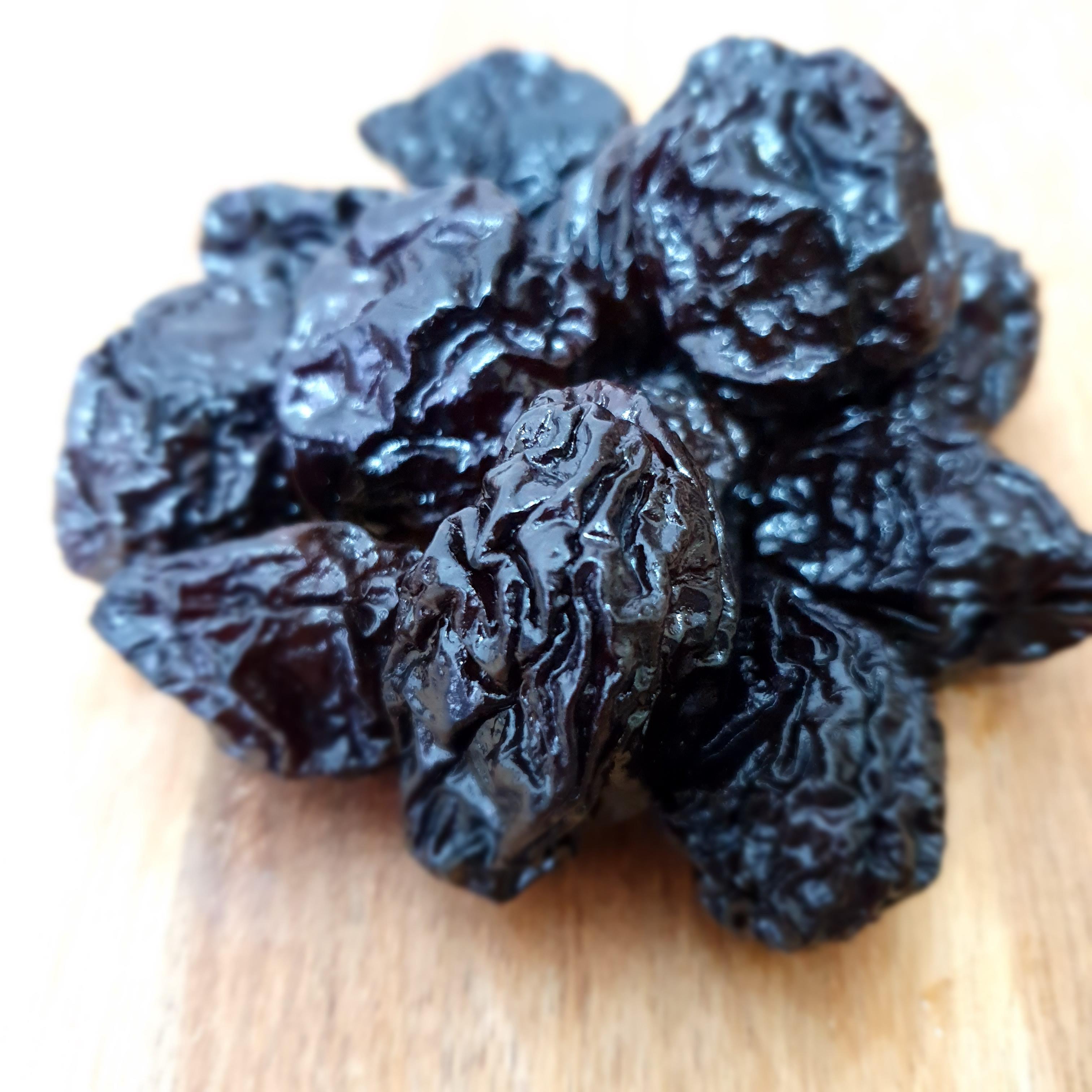 PRUNES WITH PIP 500g