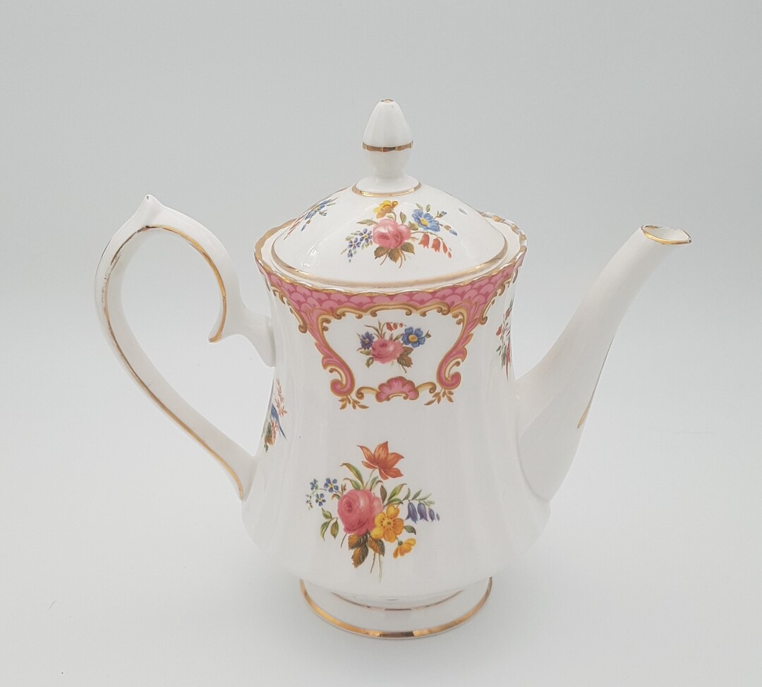 C0059 Denbigh GROSVENOR tea pot  JACKSON & GOSLING