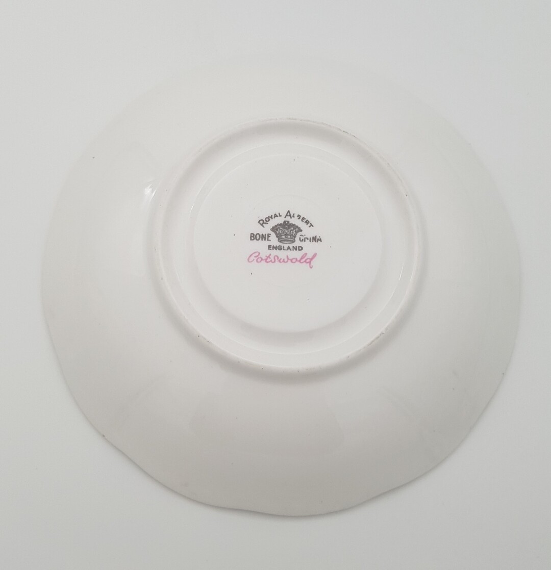 C0091 Cotswold Bone China saucer  ROYAL ALBERT