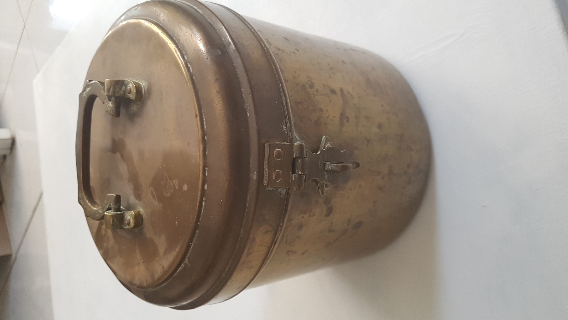 C0024 Brass Cylinder Box