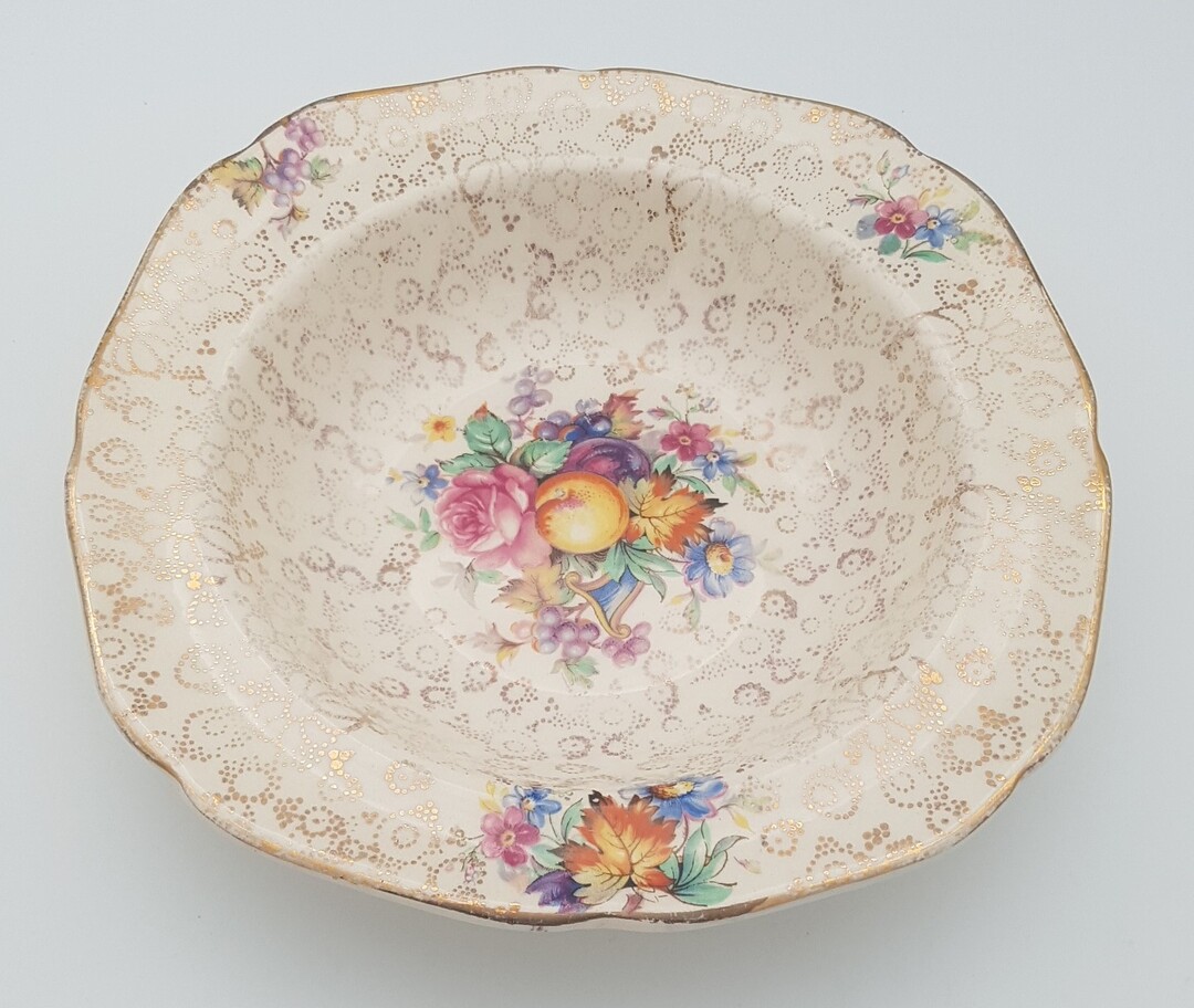 C0103 Floral with gold bowl  H&K TUNSTALL