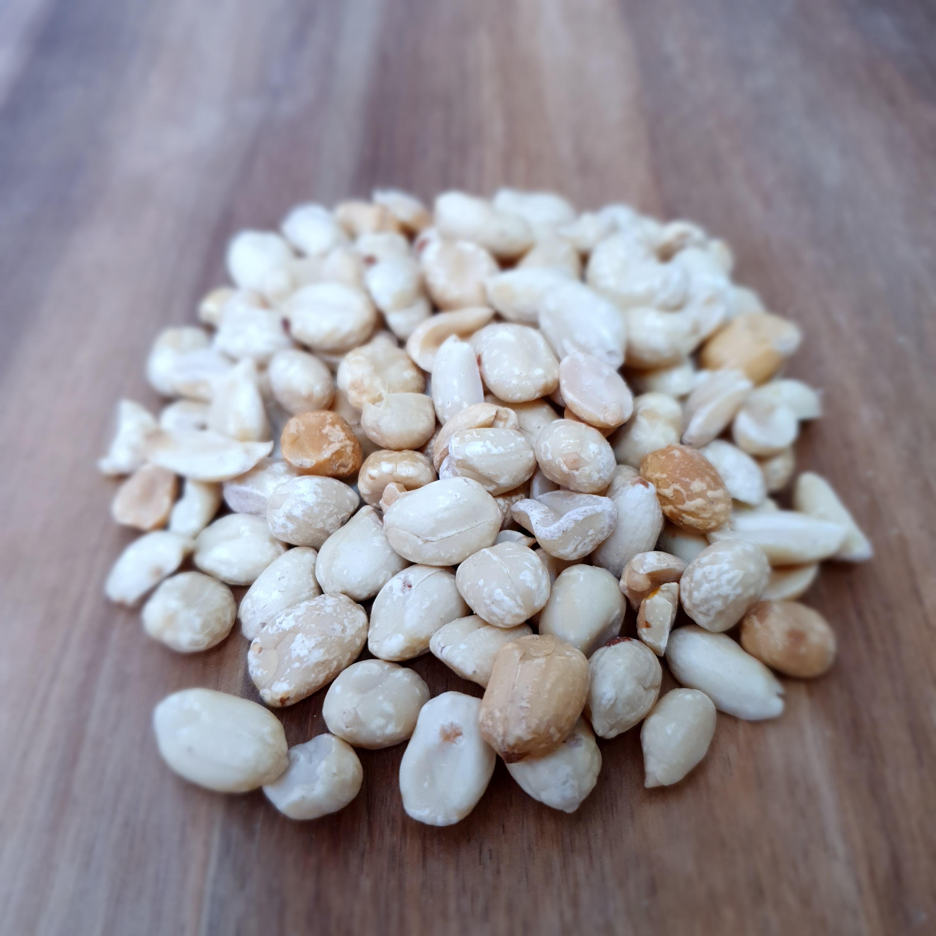 PEANUTS BLANCHED ROASTED PLAIN  1kg
